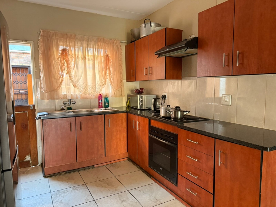 3 Bedroom Property for Sale in Waterval East North West